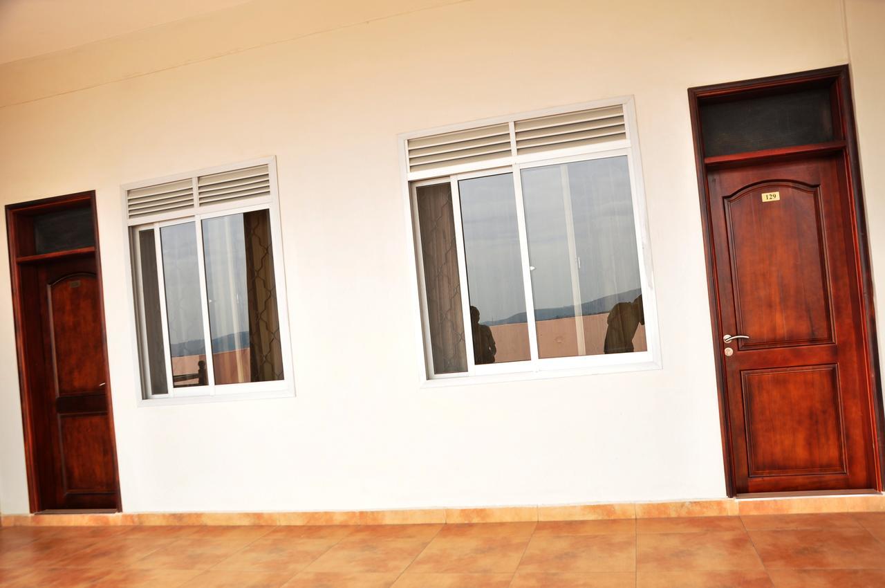 Easy View Hotel Mbarara Экстерьер фото