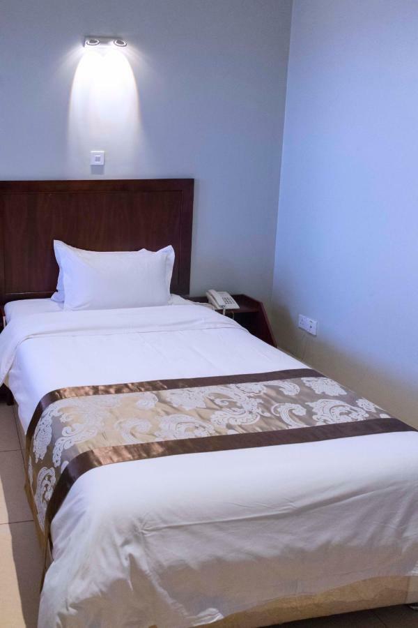 Easy View Hotel Mbarara Экстерьер фото